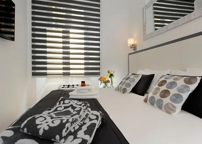 Rome's Heart Guest house *